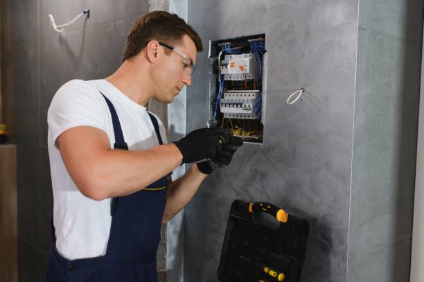 Best Home Electrical Repair  in Oakland, FL